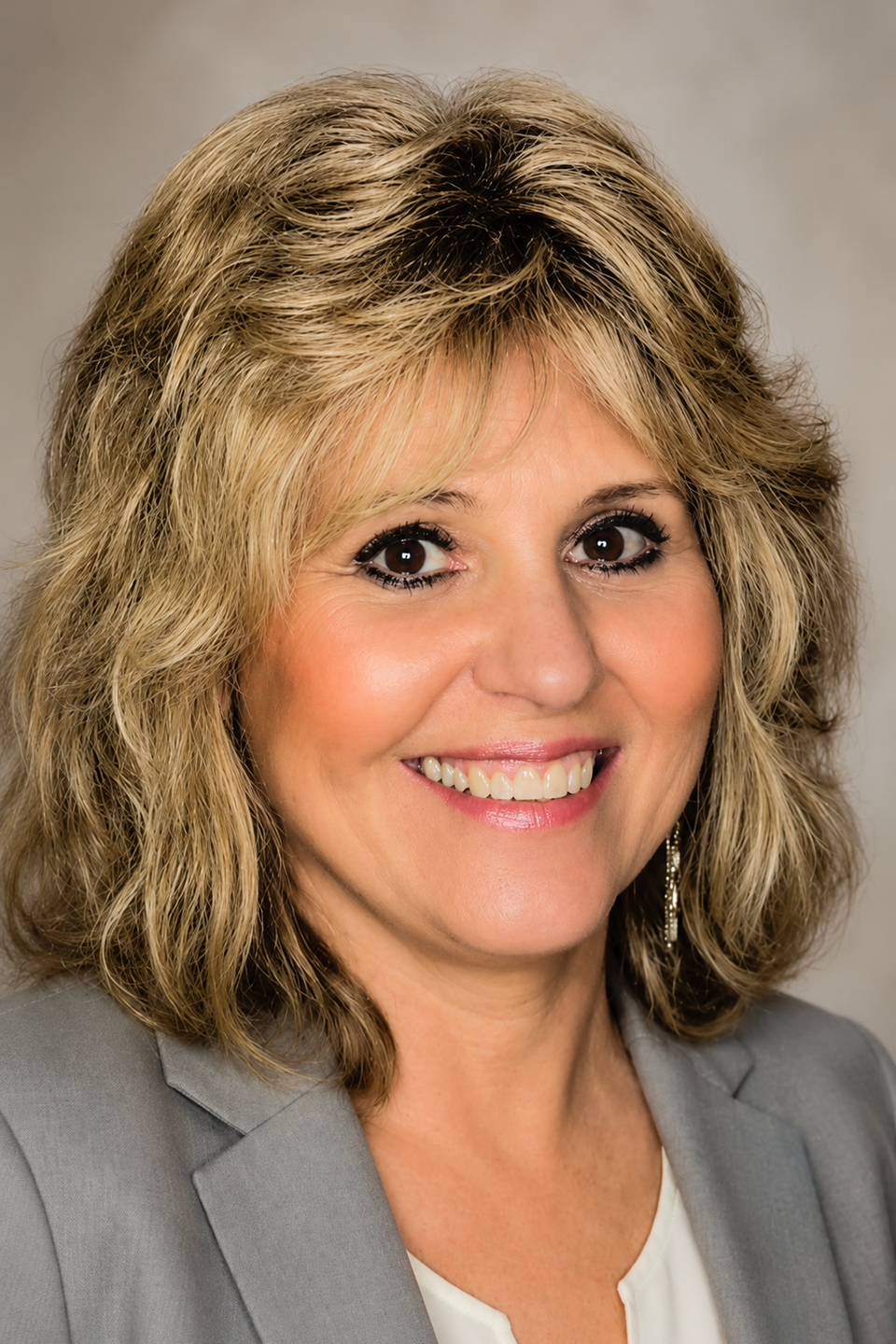 Janis esposito professional headshot with welcoming smile