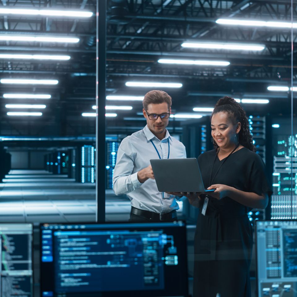 Shutterstock 2136788165