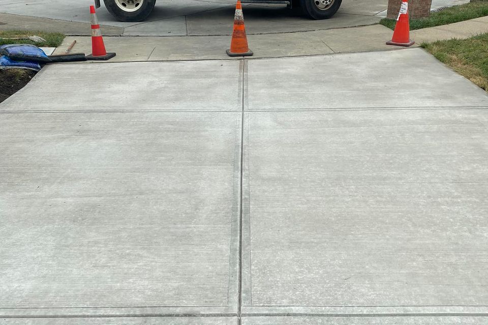 Residential driveway by Bolton Concrete