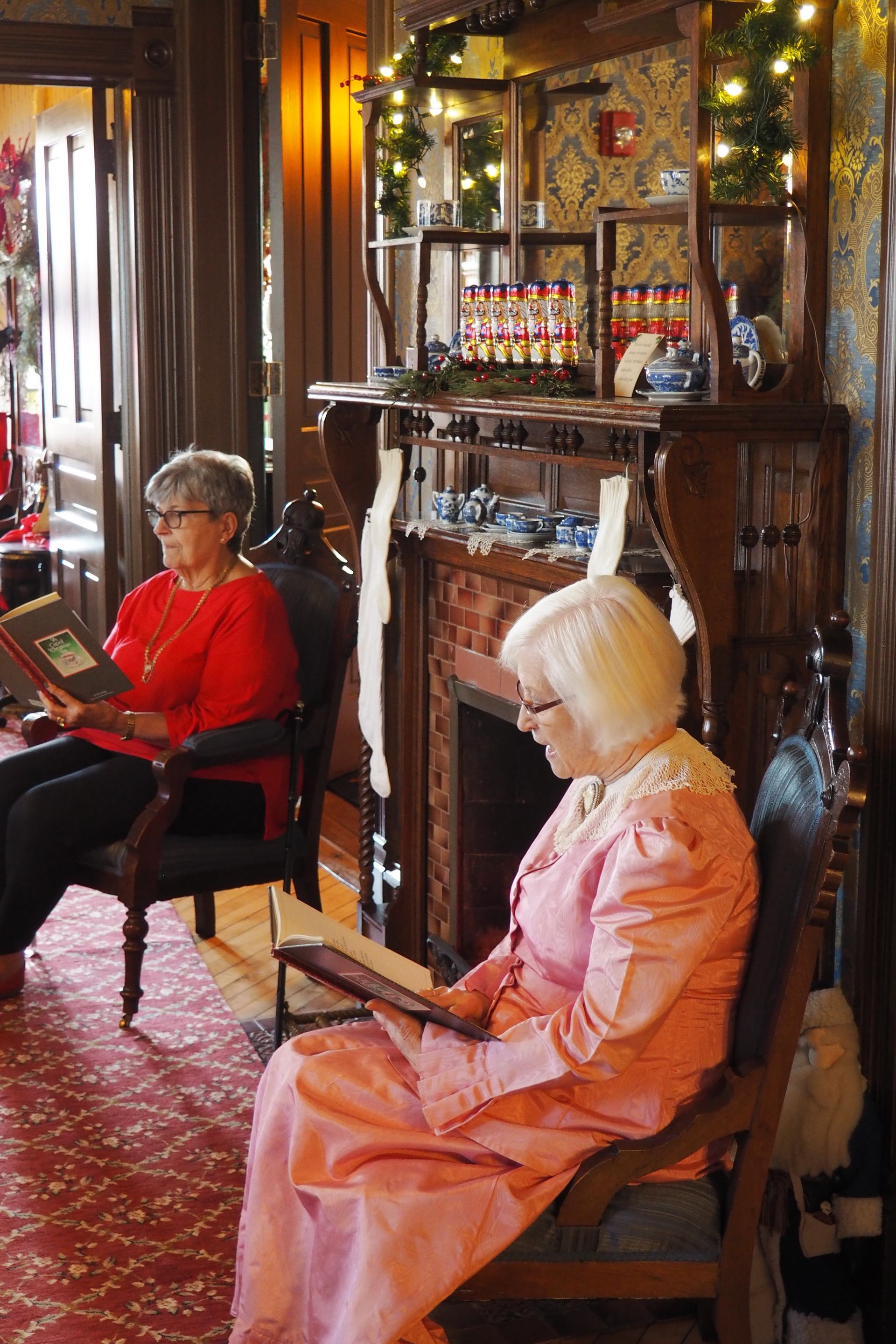 A "Christmas Tea" at the Timm House