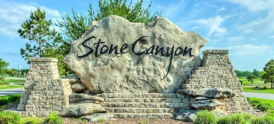 Nuredo magazine   tulsa oklahoma   neighborhoods   stone canyon cover story   community 10 960 s