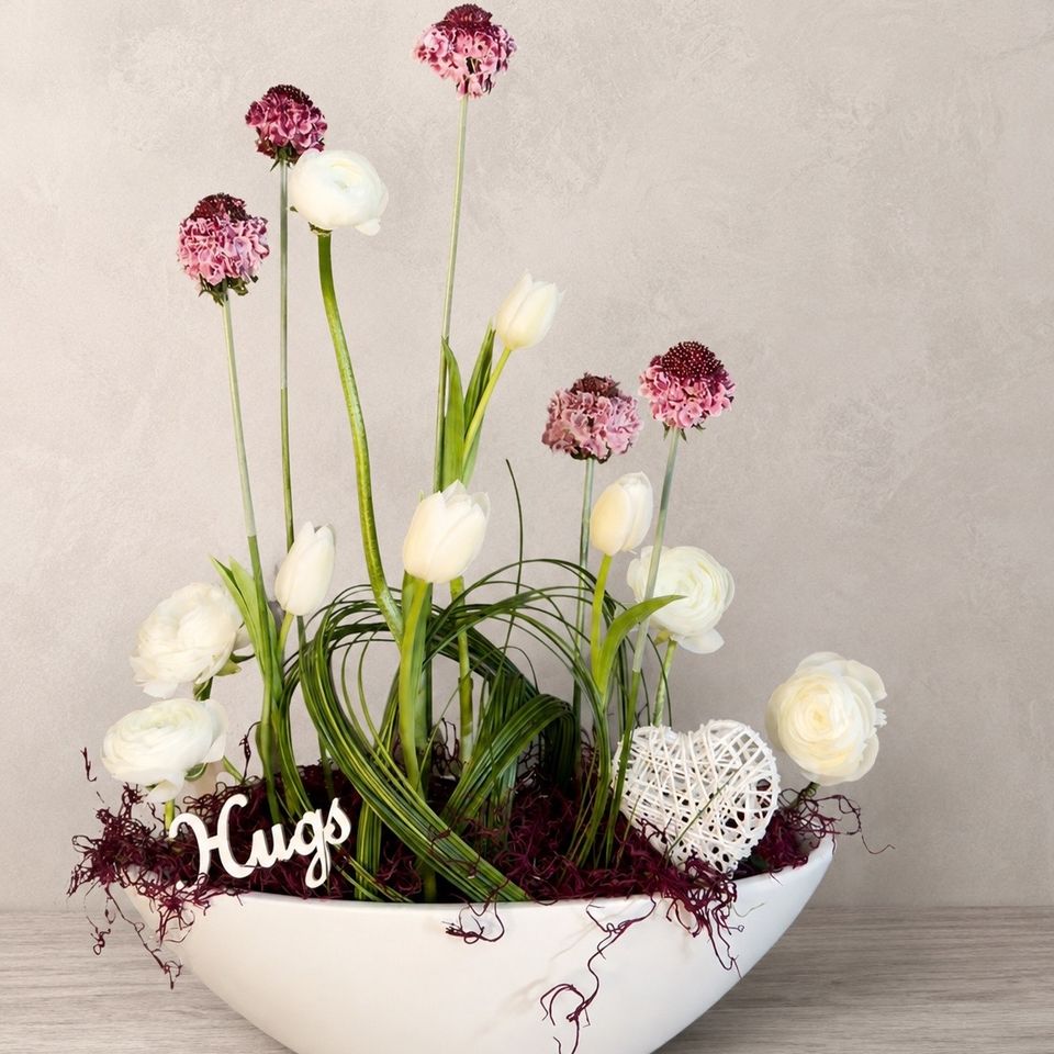 Tulips and ranunculos 190 b