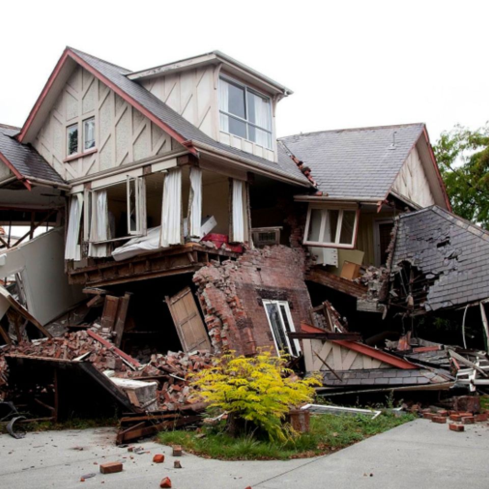 Christchurch brick home image 800px20180209 28222 25hcou