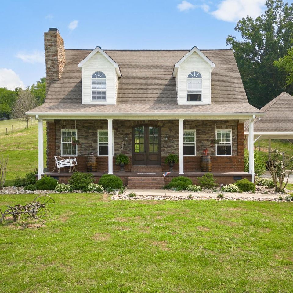 2282 abernathy rd 8
