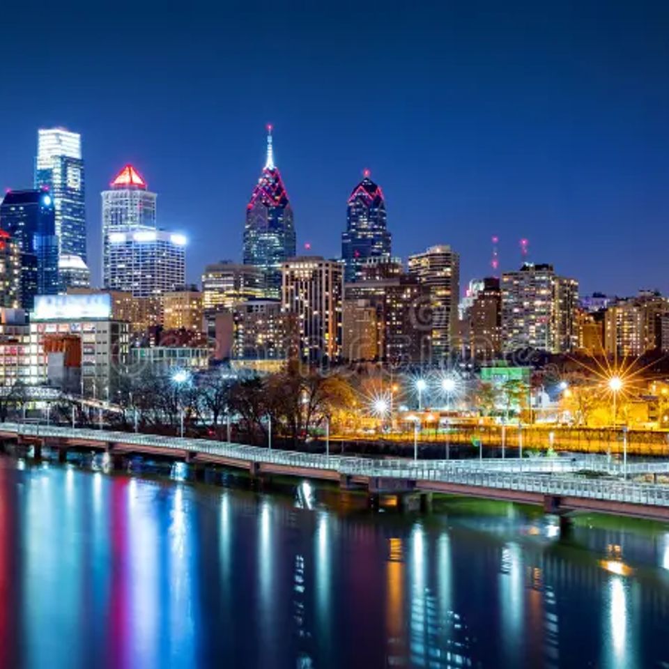 Philadelphia skyline night reflected schuylkill river 66593284