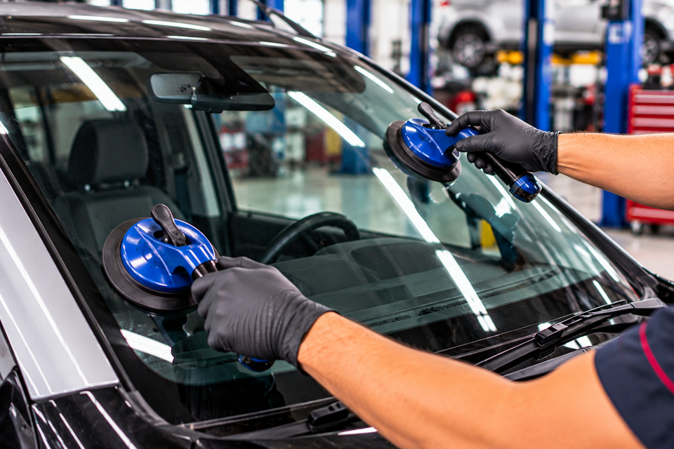 Windshield service