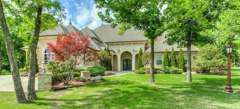 Nuredo magazine   tulsa oklahoma   neighborhoods   stone canyon cover story   anthem ridge rd 3 960 s
