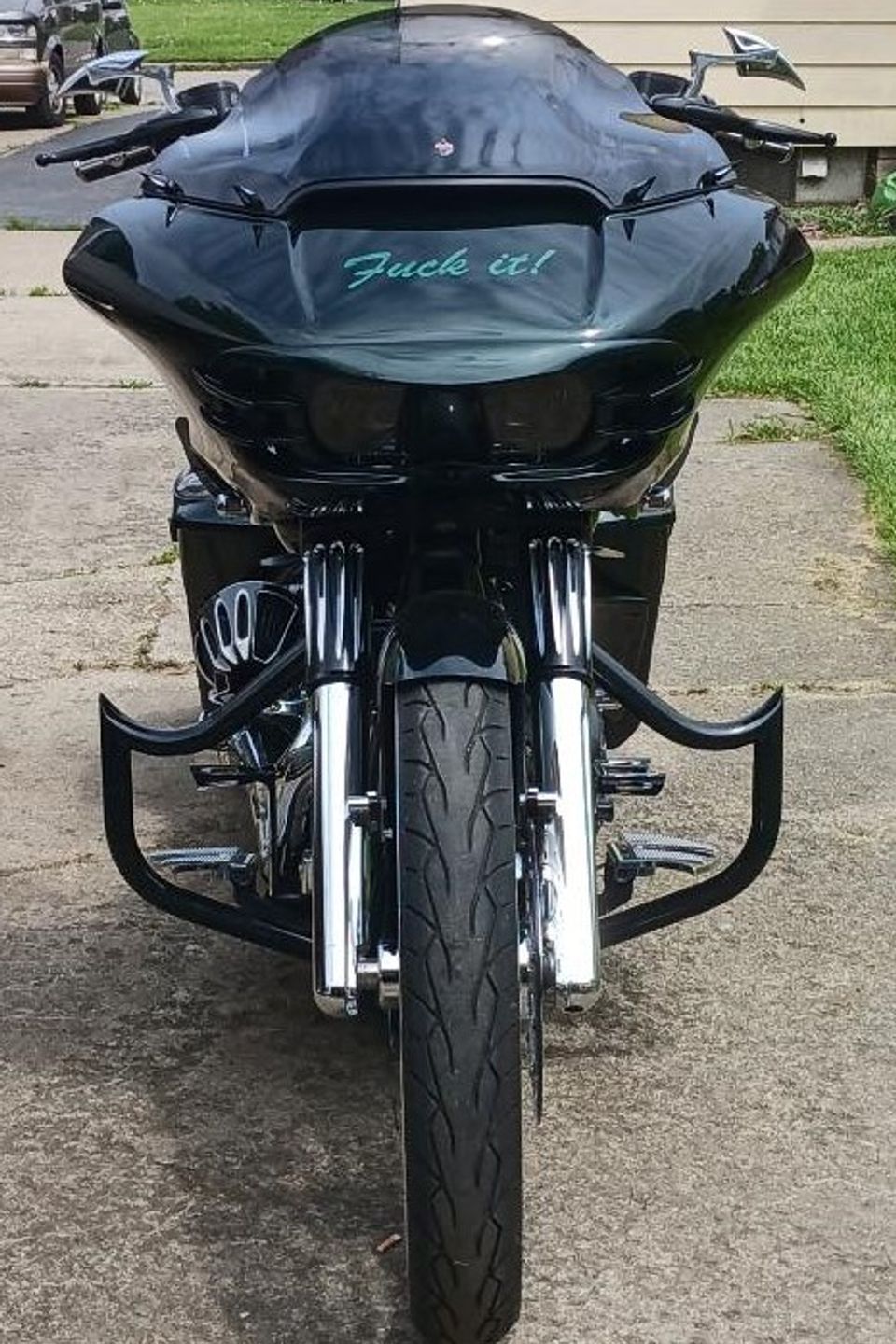 Creative custom pinstriping design and artistic projects created by Skeeter's Grafix.