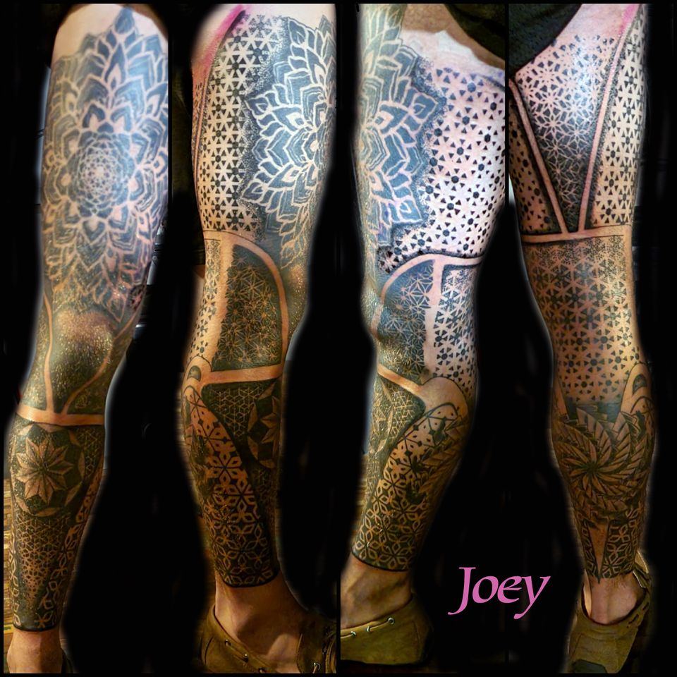 Joey geometeric leg sleeve