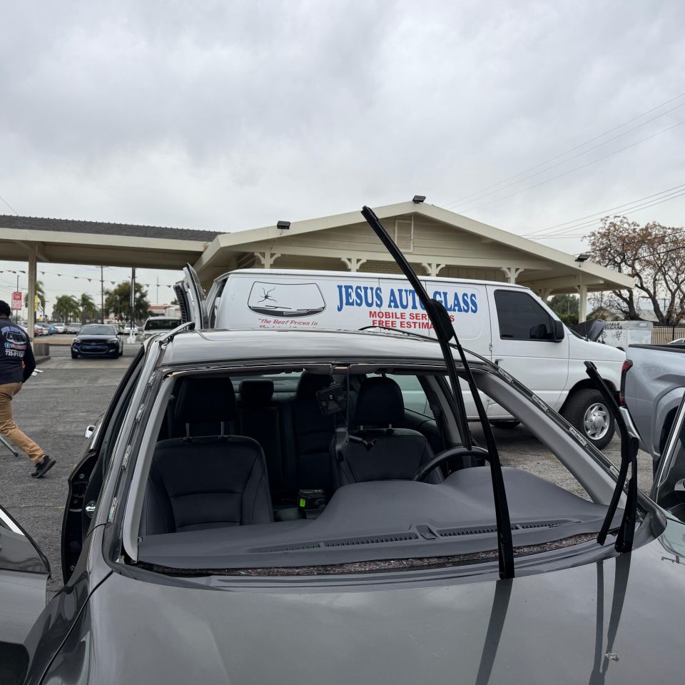 Jesusautoglass22