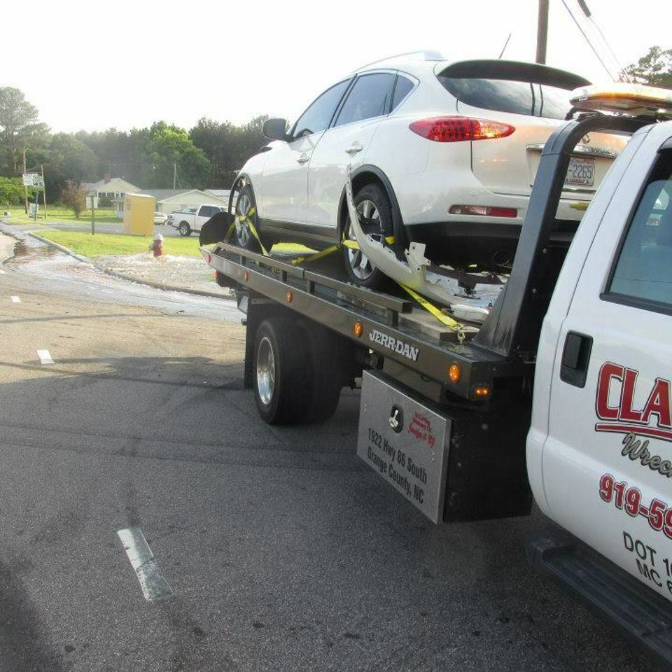 Clayton Garage and Wrecker, Garage and Wrecker Service Wake County, Durham Garage, Durham Wrecker,