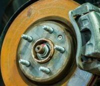 Rusty car disc brake 270x172 1 200x172