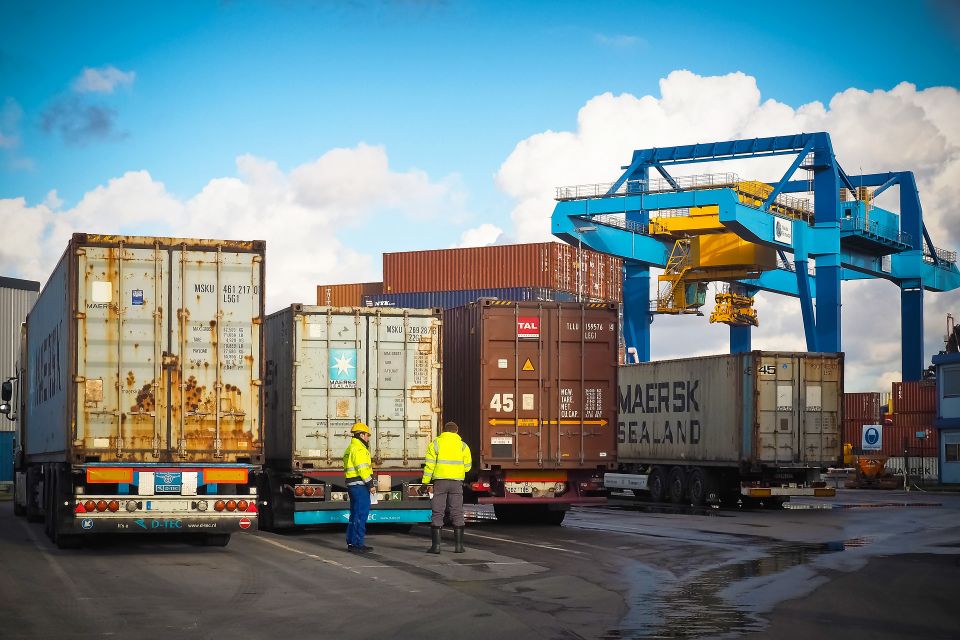 Container g5bcb9df18 1920