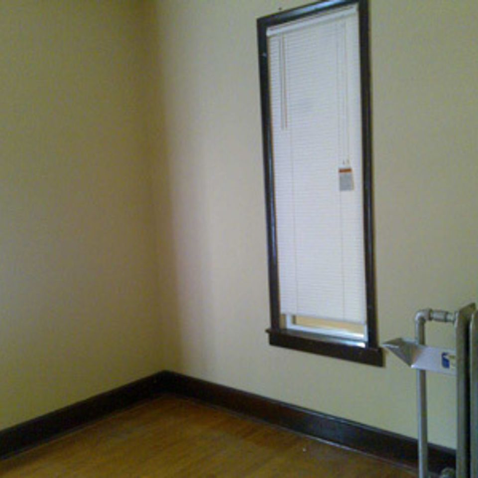 3408 columbus bedroom1