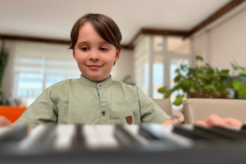 Beginners Piano Lessons with some knowledge