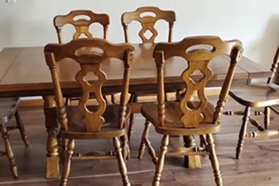 Restoreddiningfurniture