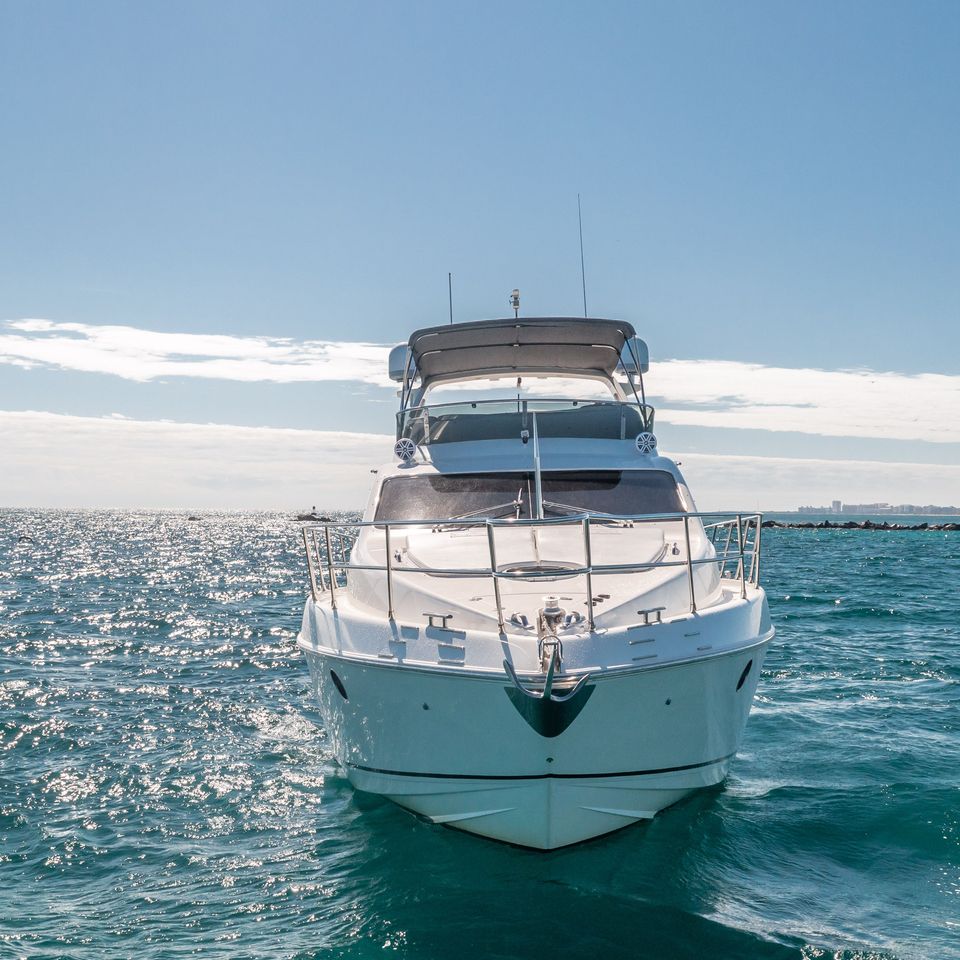 60 azimut flybridge 17