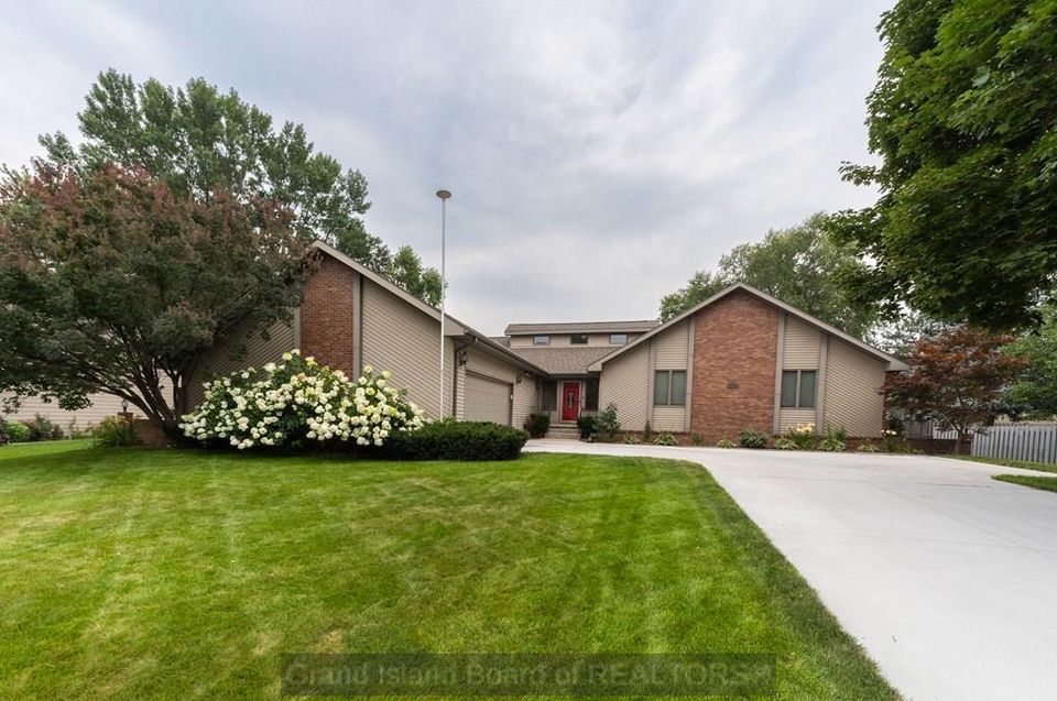 3127 woodridge blvd grand island ne 68801 f 3