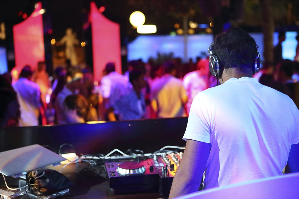 Web design for DJ entertainment services by Cannone Marketing.