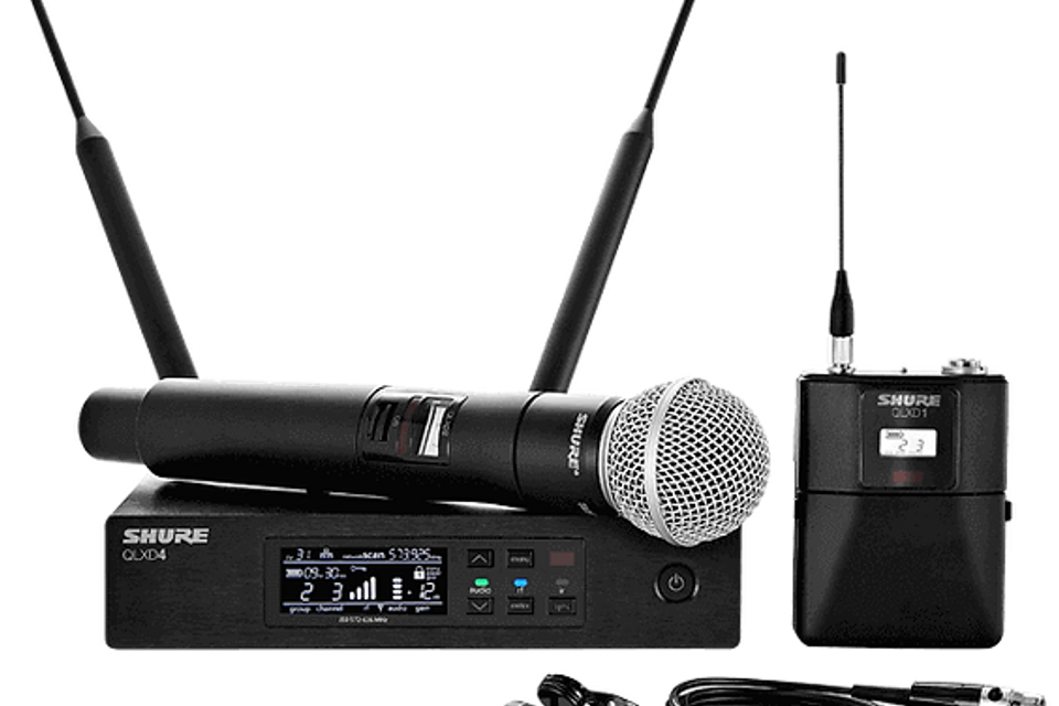Wireless handheld microphones