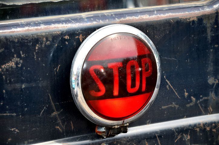Stop 20180308 24757 5or2gj