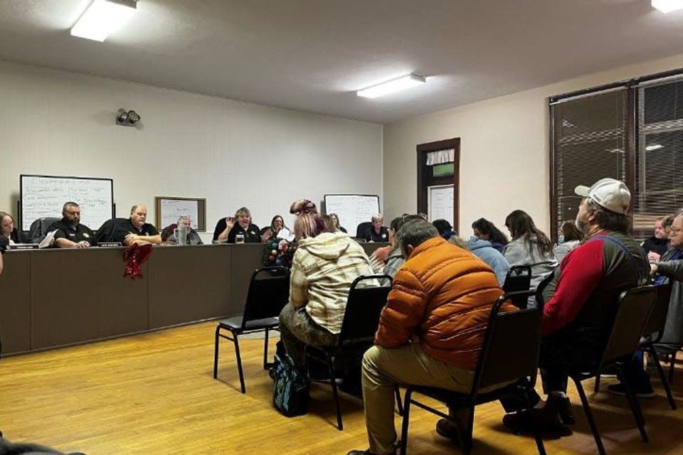 Council meeting1