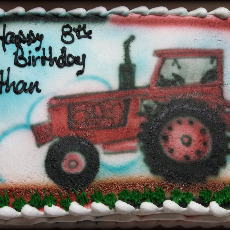 Cakes birthday 15720180612 11649 cusnb9