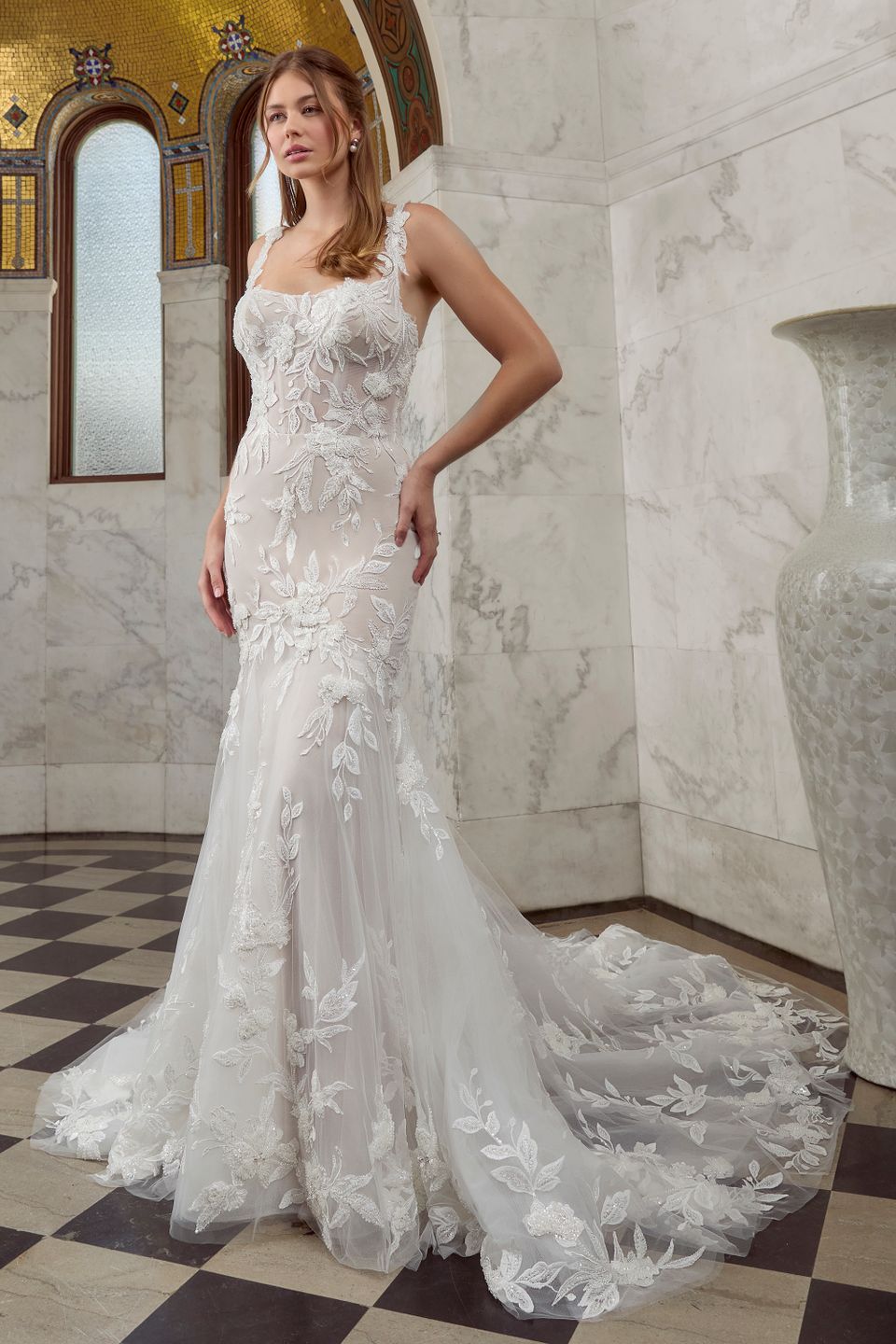 2588 minerva front web
