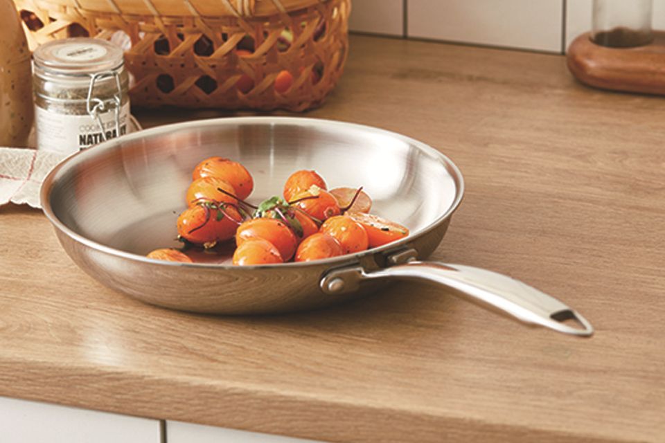  4 stainless steel set image