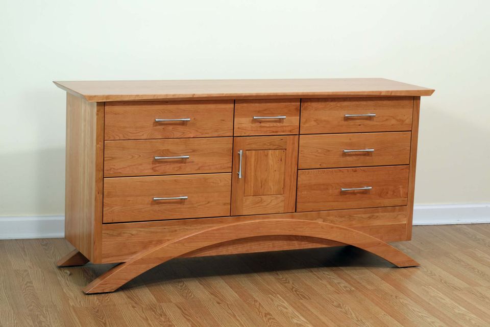 Deer gateway triple dresser 1110 gwtd