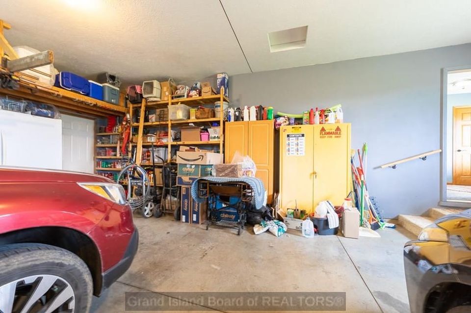 817 esther st fullerton ne d 9