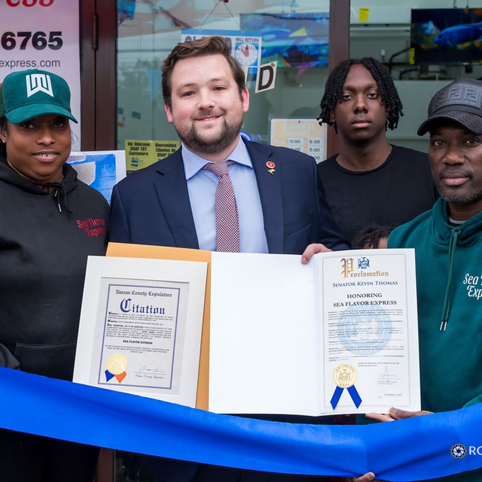 Sea flavor express grand opening   ribbon cutting 1016 xl