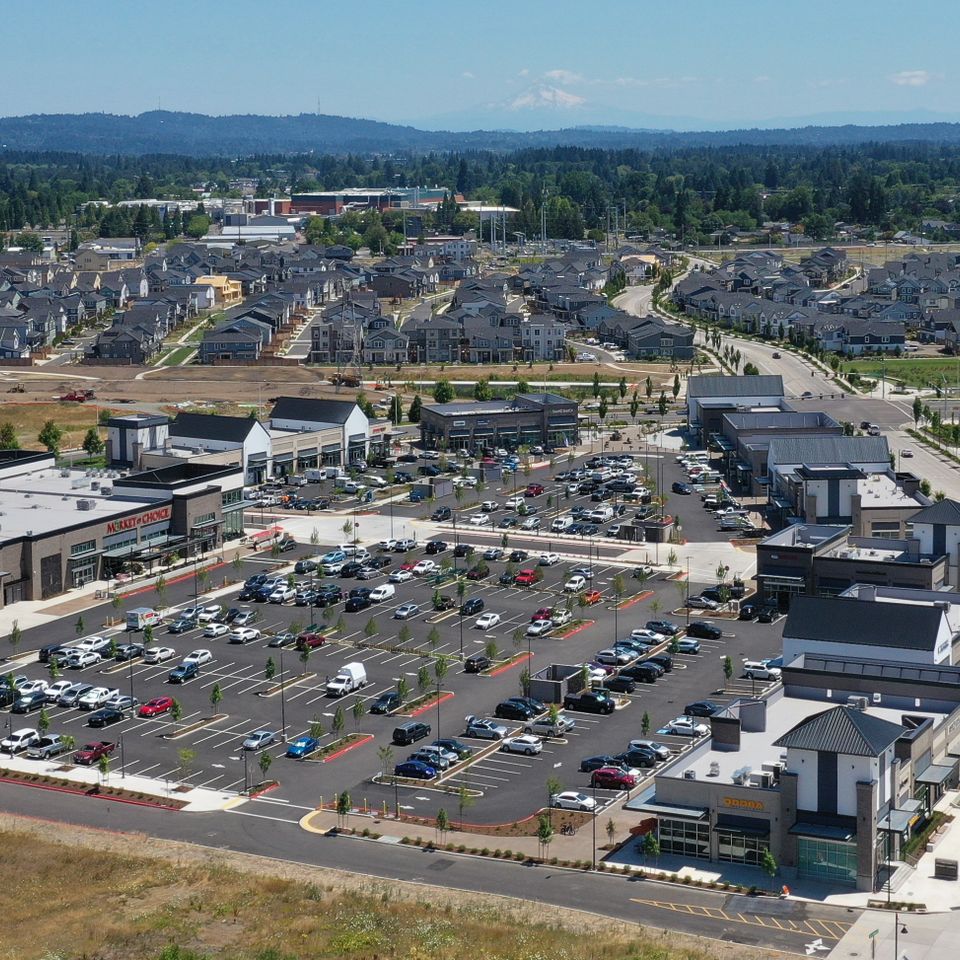 Reeds crossing town center