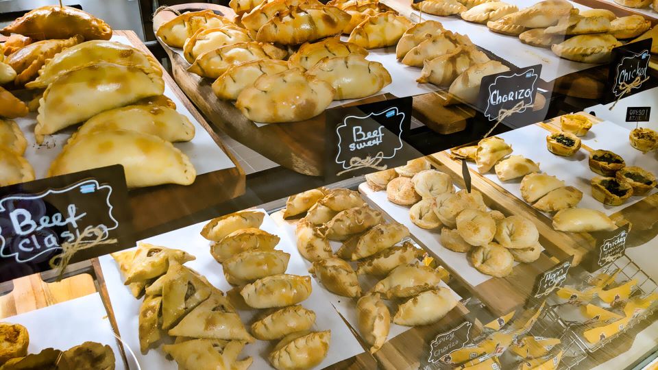 Che empanada worcester ma empanada selection case