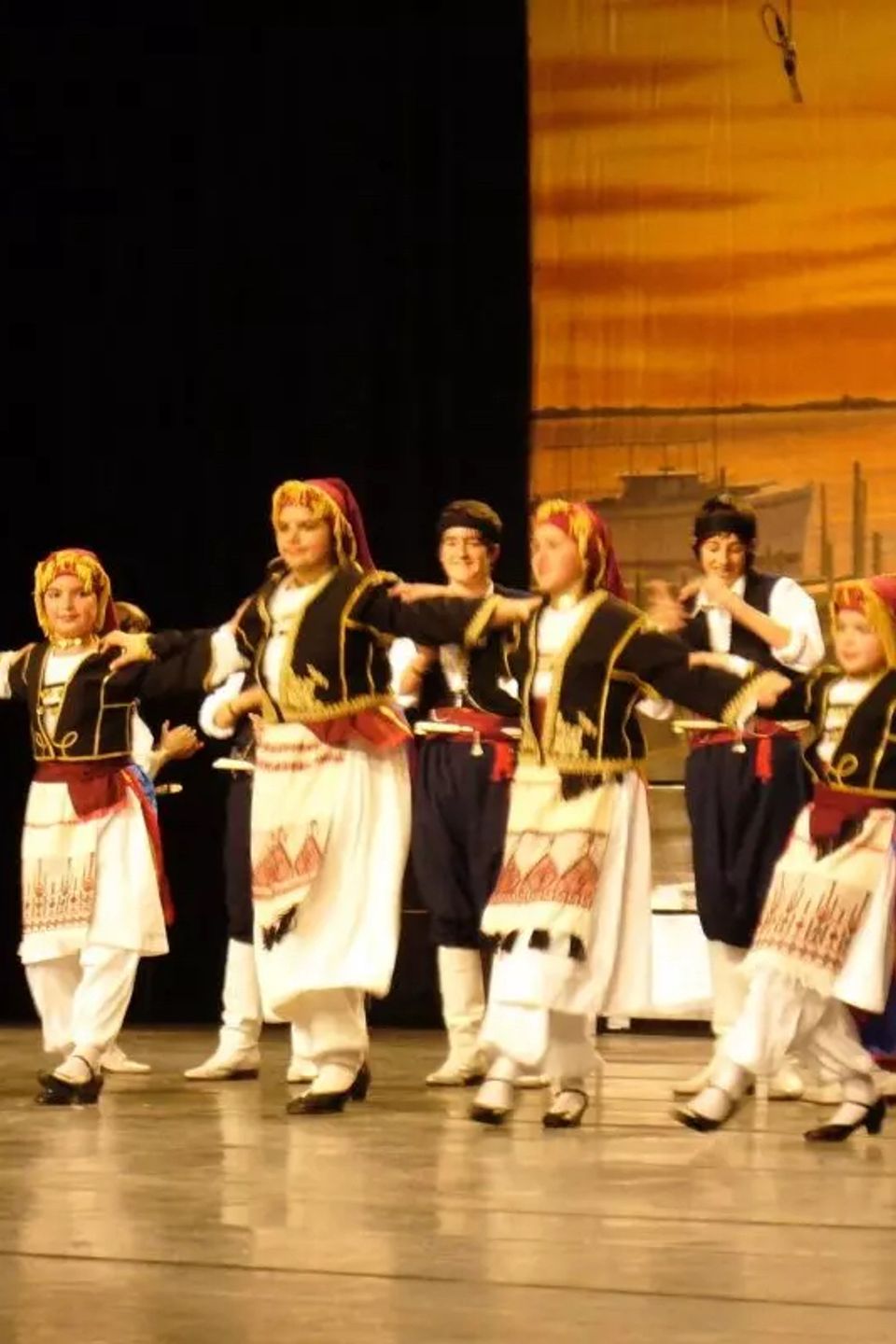2008 fdf miii cretan girls