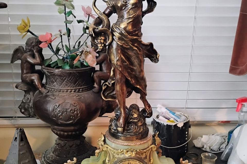 Clock statue restored