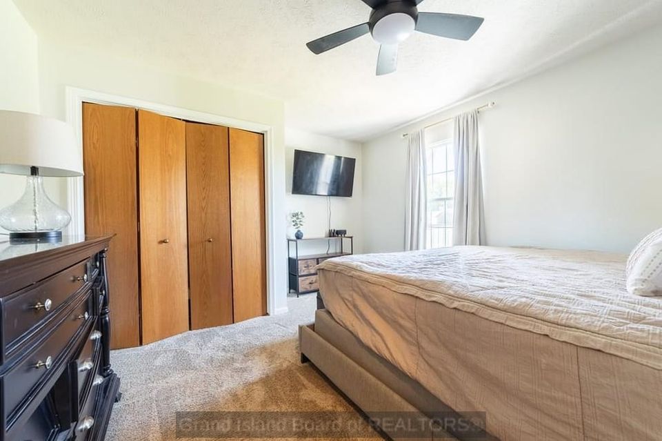 4063 palace dr grand island  ne 68803 b 8