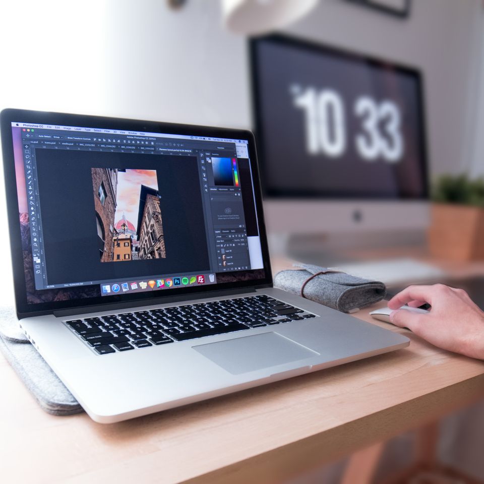 Domenico loia dhq8c54g6bs unsplash