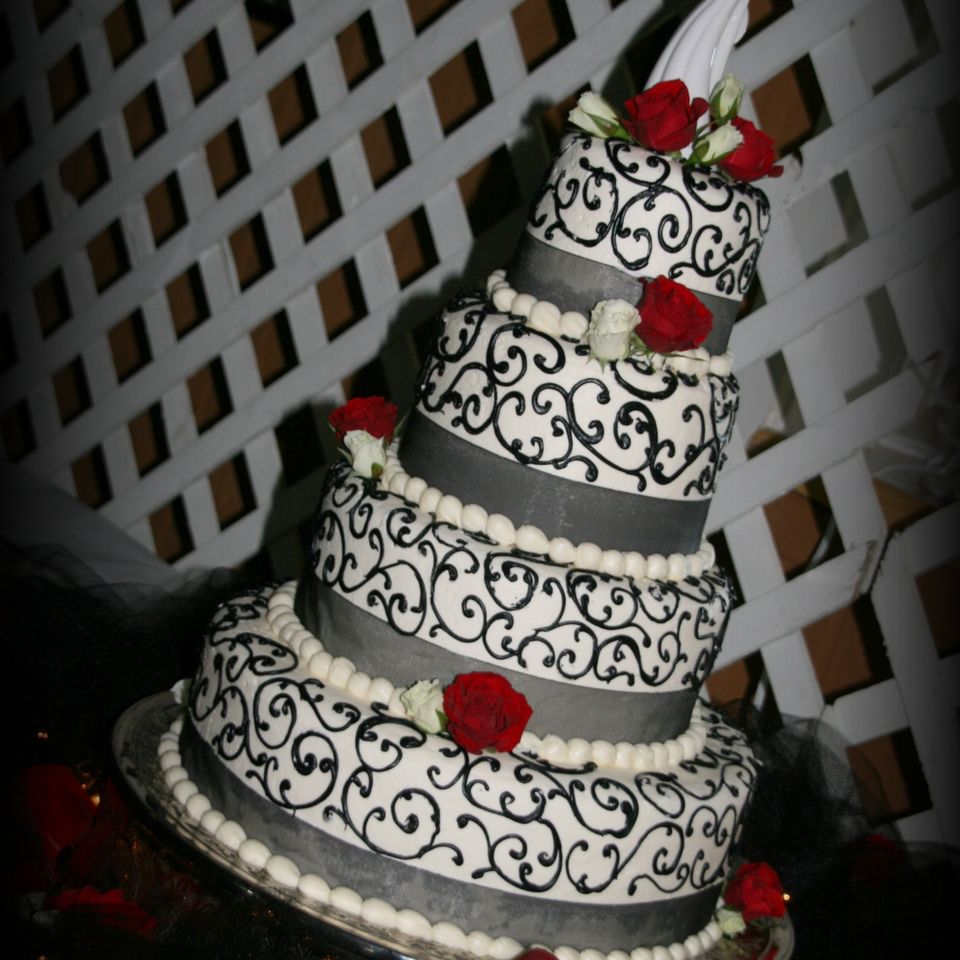 Wed cake 12520180617 21613 10tl771