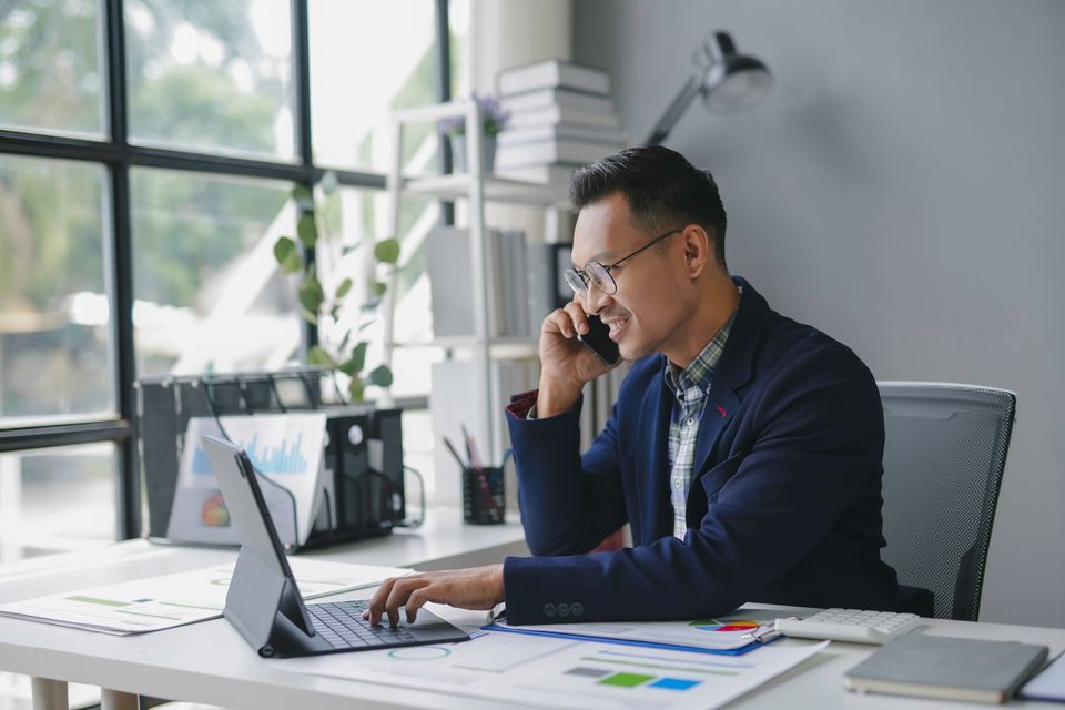 The Daily Sales Routine That Builds Recurring Revenue for Directory Owners