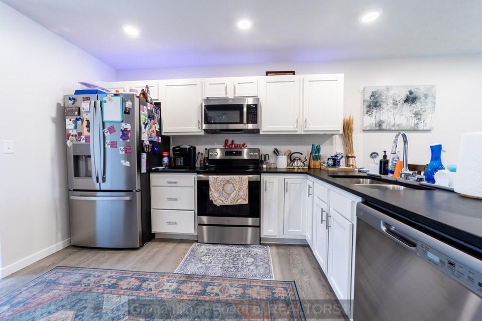 944 e 19th st grand island ne 68803 a 7
