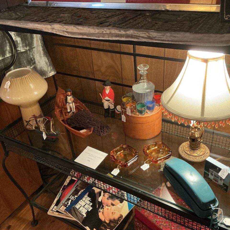 Larrison estate sales woodfield cincinnati049