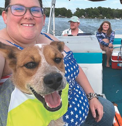 24pf  dog harry  dewart lake  with alonna meyers