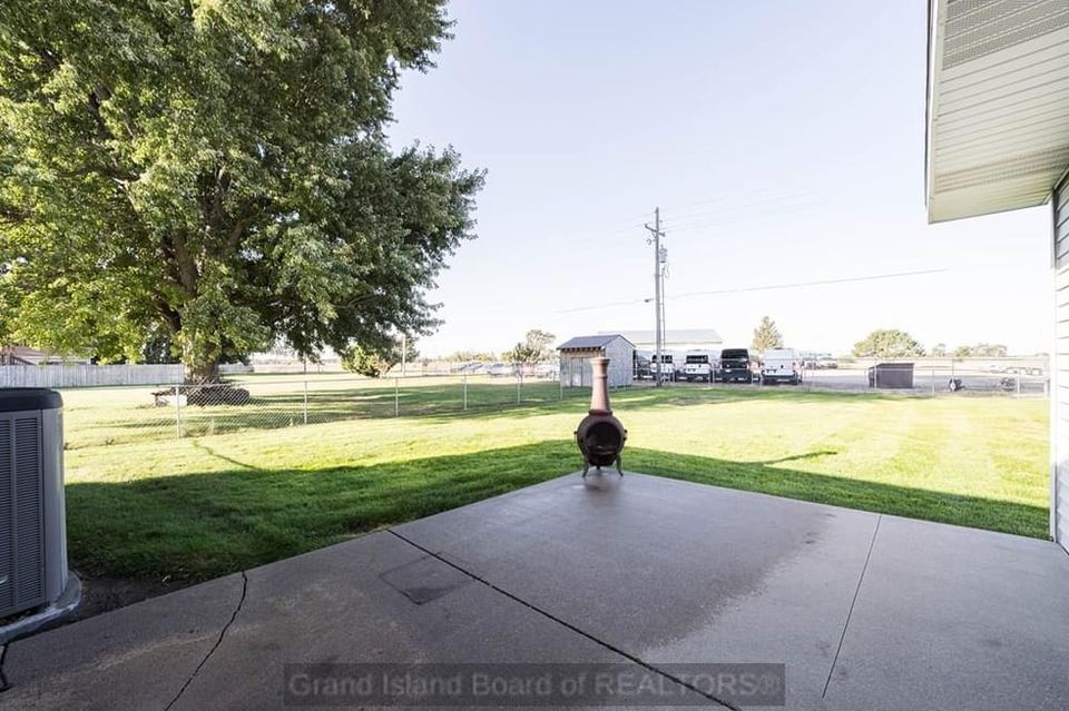 3324 n homestead dr grand island d 6