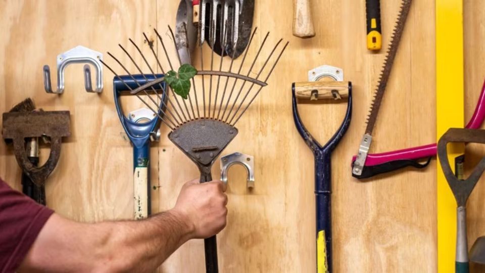Instatoolgardningtools2 (960 x 540 px)