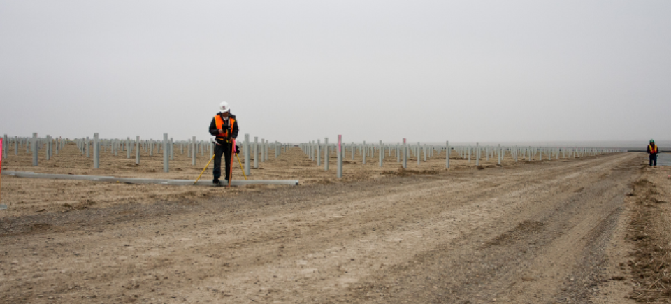 Avenal 2000x750