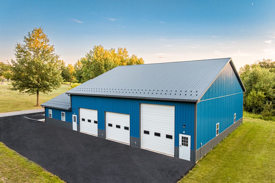 Holy savior cemetery   shop   retouched (1)