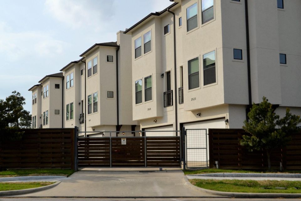 Real estate gea433e35a 1920