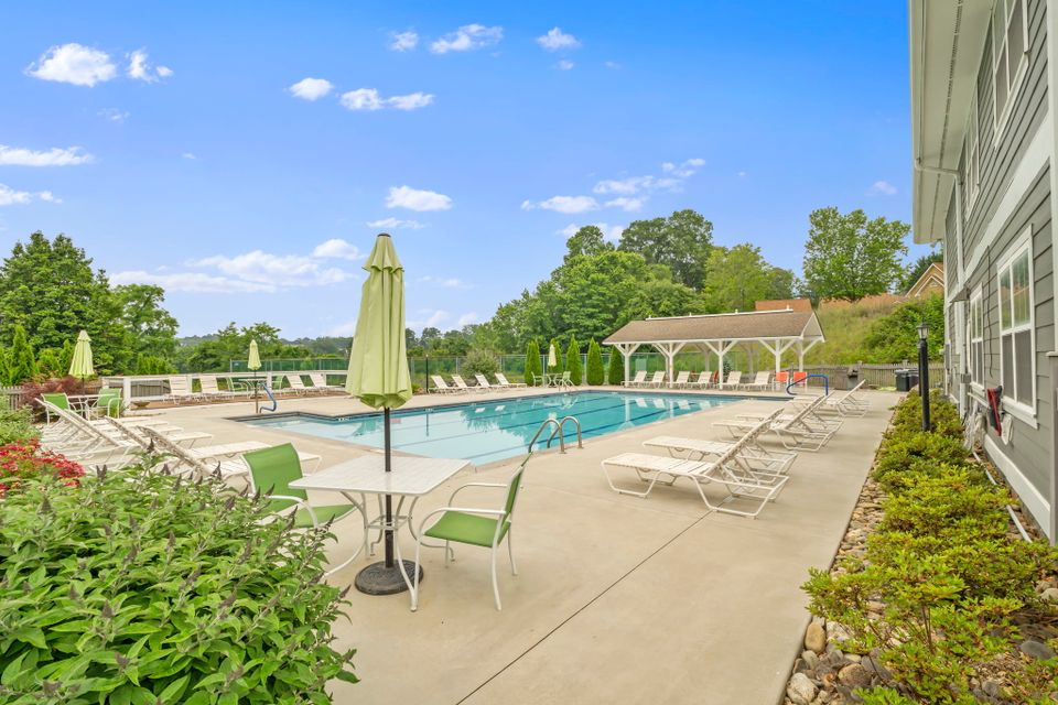 702 woodlea   photo 5