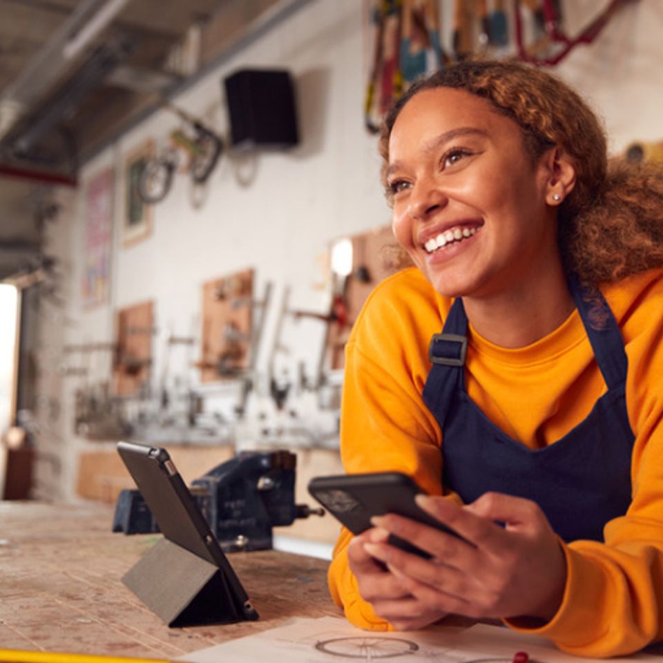 Lady business owner3